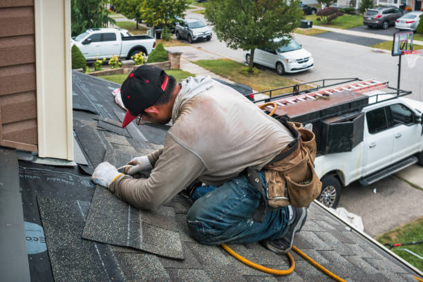 Professional Roofing technician working in Byesville, OH
